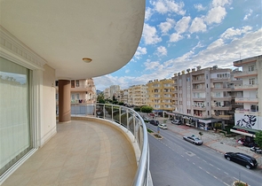 قريبة من البحر - شقة مفروشة - 2 غرفة وصالة - في مهموتلار / الانيا 