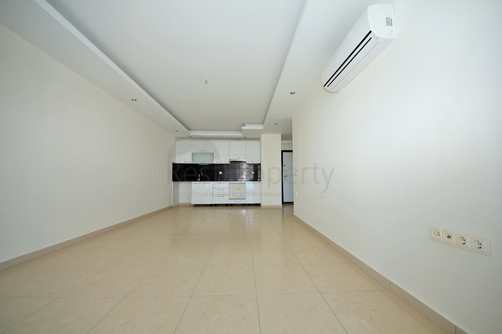 مجمع سكني فاخر - شقة غرفة وصالة - قريبة من البحر -كاستل / الانيا 