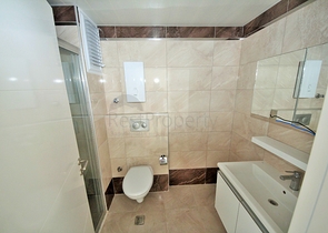 مجمع سكني فاخر - شقة غرفة وصالة - قريبة من البحر -كاستل / الانيا 