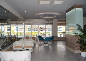 مجمع سكني فاخر - شقة غرفة وصالة - قريبة من البحر -كاستل / الانيا 