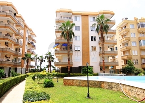 ضمن مجمع اول صف على البحر - بسعر مغر - شقة  3 غرف وصالة - مهموتلار / الانيا 