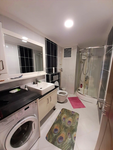 50 متر الى البحر - شقة غرفة وصالة واسعة - ضمن مجمع سكني في اوبا / الانيا 