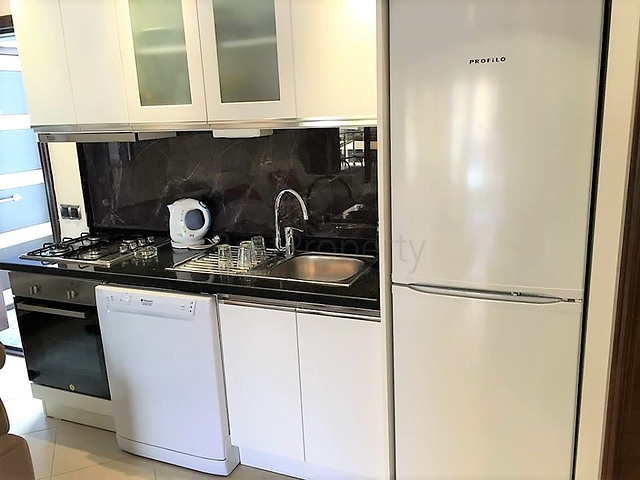 50 متر الى البحر - شقة غرفة وصالة واسعة - ضمن مجمع سكني في اوبا / الانيا 