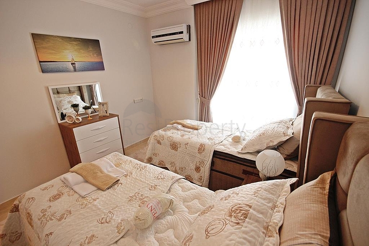 اطلالة بحر - شقة طابق مرتفع - غرفتين وصالة - الانيا 