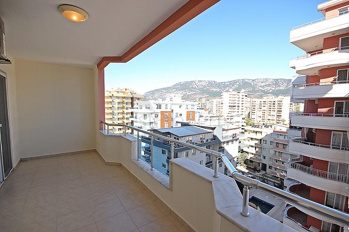 اطلالة بحر - شقة طابق مرتفع - غرفتين وصالة - الانيا 