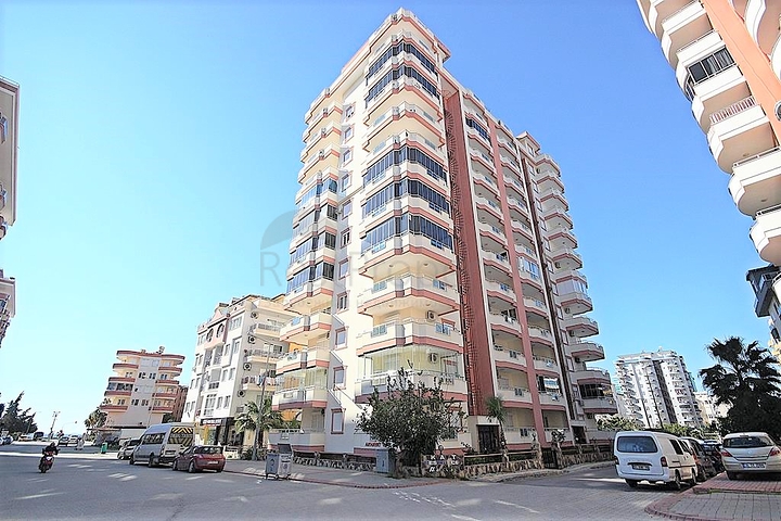 اطلالة بحر - شقة طابق مرتفع - غرفتين وصالة - الانيا 