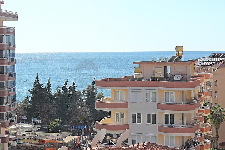 اطلالة بحر - شقة طابق مرتفع - غرفتين وصالة - الانيا 