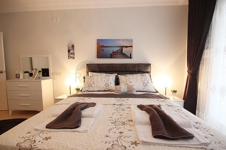 اطلالة بحر - شقة طابق مرتفع - غرفتين وصالة - الانيا 