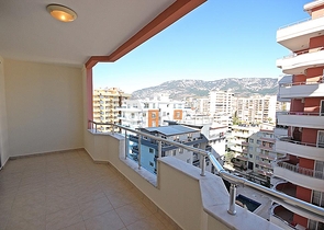 اطلالة بحر - شقة طابق مرتفع - غرفتين وصالة - الانيا 