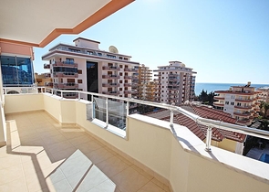 اطلالة بحر - شقة طابق مرتفع - غرفتين وصالة - الانيا 