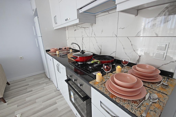 شقة غرفة وصالة - مجمع سكني حديث - مهموتلار / الانيا 