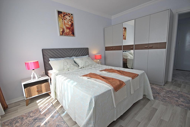 شقة غرفة وصالة مفروشة - ضمن مجمع سكني حديث - مهموتلار / الانيا 