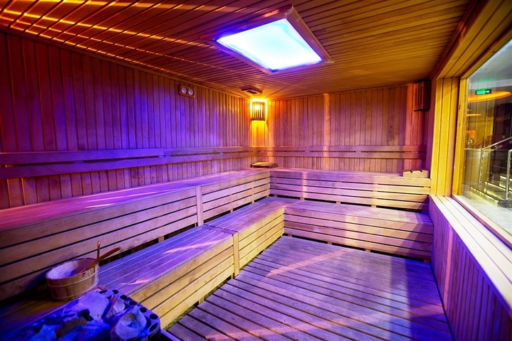 شقة غرفة وصالة مفروشة - ضمن مجمع سكني حديث - مهموتلار / الانيا 