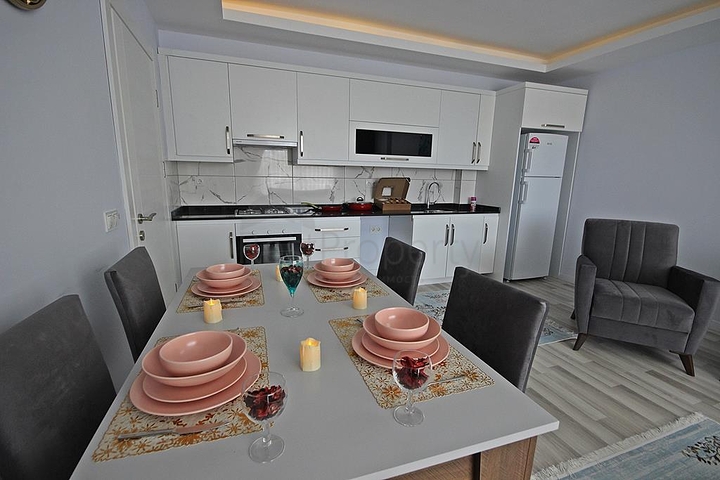 شقة غرفة وصالة مفروشة - ضمن مجمع سكني حديث - مهموتلار / الانيا 