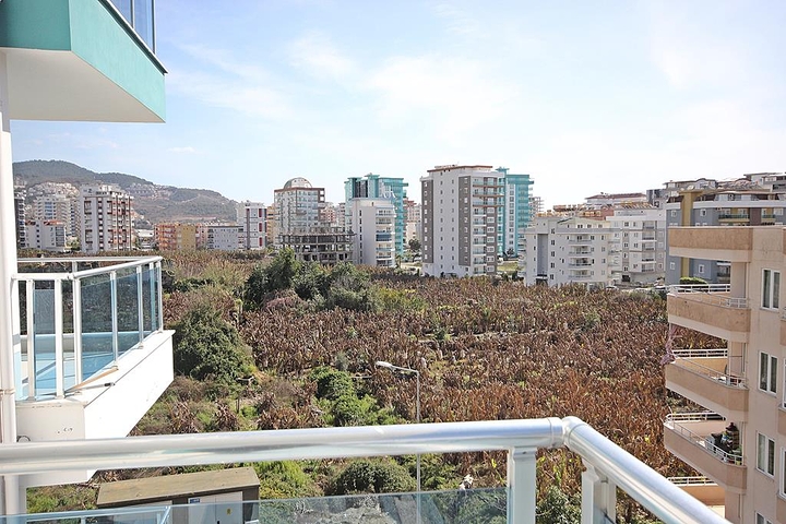 شقة غرفة وصالة مفروشة - ضمن مجمع سكني حديث - مهموتلار / الانيا 