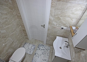 شقة غرفة وصالة مفروشة - ضمن مجمع سكني حديث - مهموتلار / الانيا 