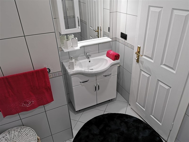 شقة فاخرة - تصميم غرفتين وصالة - مهموتلار / الانيا 