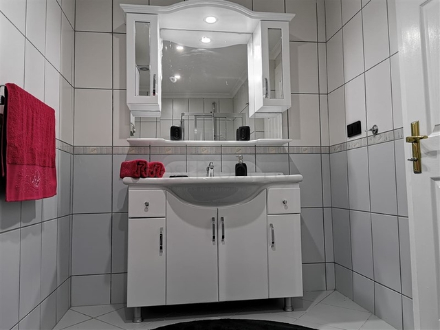 شقة فاخرة - تصميم غرفتين وصالة - مهموتلار / الانيا 