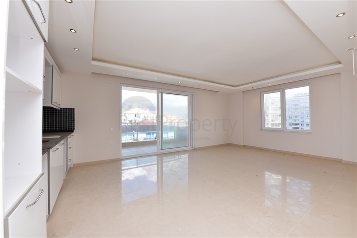 دوبلكس واسعة 250 متر - في منطقة توسمور / الانيا 