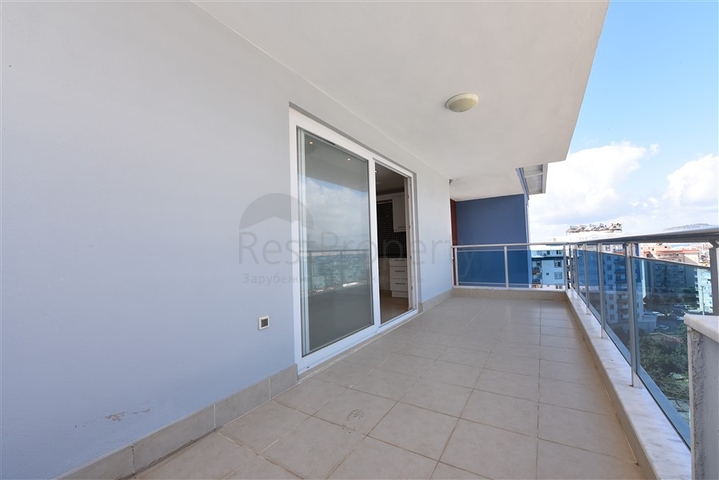 دوبلكس واسعة 250 متر - في منطقة توسمور / الانيا 