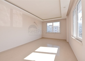 دوبلكس واسعة 250 متر - في منطقة توسمور / الانيا 