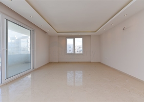 دوبلكس واسعة 250 متر - في منطقة توسمور / الانيا 