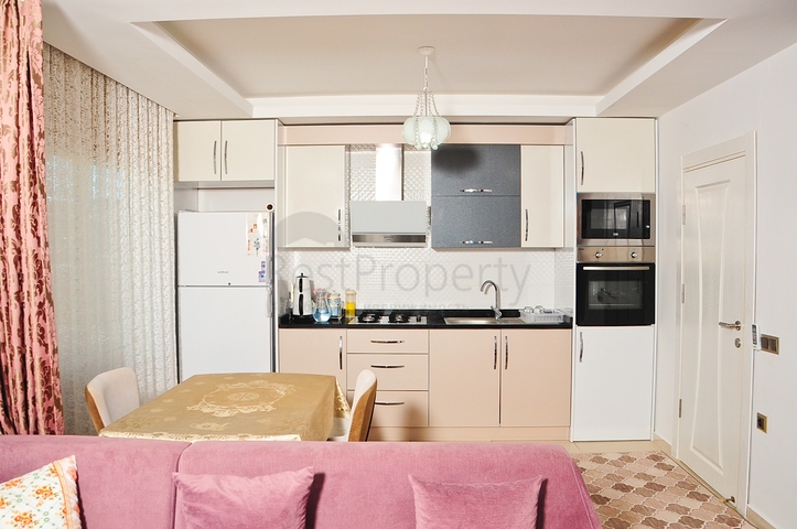 مساحة واسعة - غرفة وصالة مفروشة - مجمع 5 نجوم -في مهموتلار / الانيا 