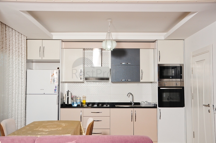 مساحة واسعة - غرفة وصالة مفروشة - مجمع 5 نجوم -في مهموتلار / الانيا 