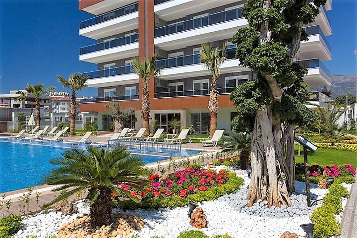 مجمع سكني فاخر - شقة 2 غرفة وصالة - في منطقة اوبا الراقية / الانيا 