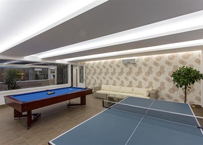 مجمع سكني فاخر - شقة 2 غرفة وصالة - في منطقة اوبا الراقية / الانيا 