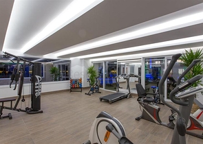 مجمع سكني فاخر - شقة 2 غرفة وصالة - في منطقة اوبا الراقية / الانيا 