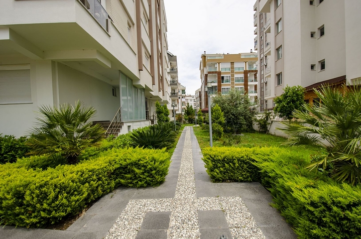 شقة 1 + 1 مع أثاث في ليمان كونيالتي