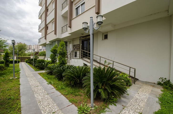 شقة 1 + 1 مع أثاث في ليمان كونيالتي