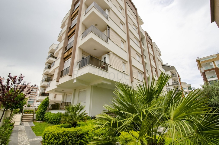 شقة 1 + 1 مع أثاث في ليمان كونيالتي