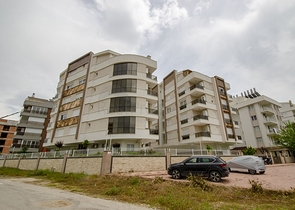 شقة 1 + 1 مع أثاث في ليمان كونيالتي