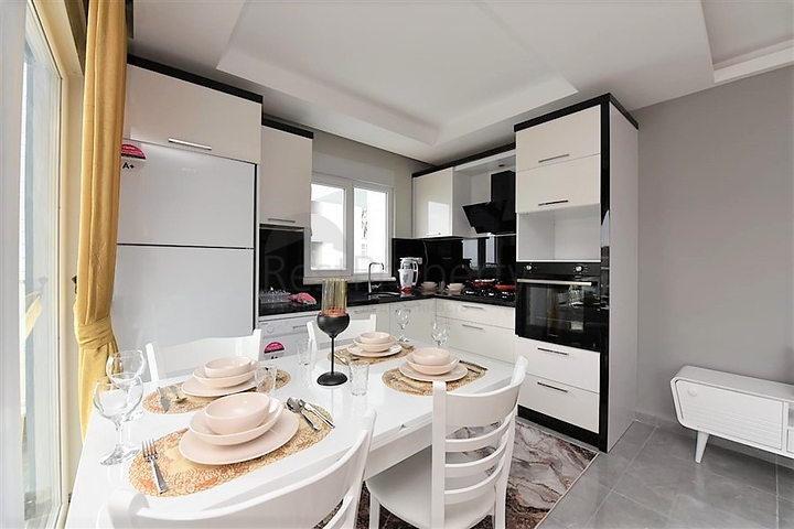 شقق مفروشة - بأسعار مناسبة - ضمن مجمع سكني قريب من البحر - مهموتلار / الانيا 