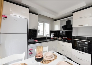 شقق مفروشة - بأسعار مناسبة - ضمن مجمع سكني قريب من البحر - مهموتلار / الانيا 