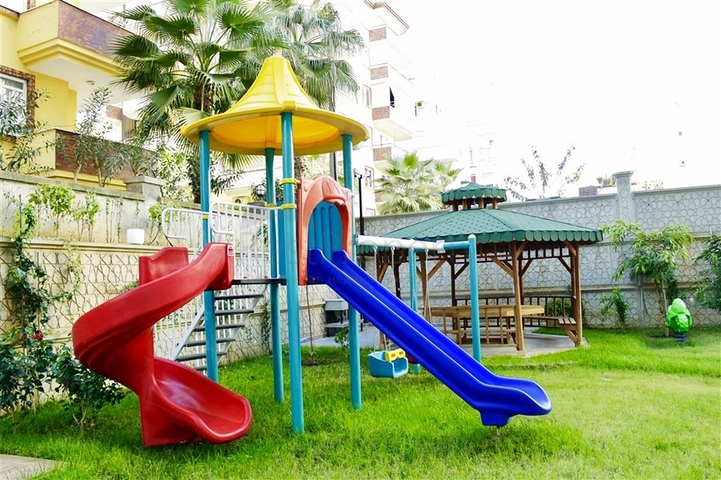 شقة غرفتين وصالة - ضمن مجمع يضم كافة الخدمات - مهموتلار/ الانيا  