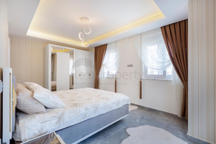 شقة غرفتين وصالة - ضمن مجمع يضم كافة الخدمات - مهموتلار/ الانيا  