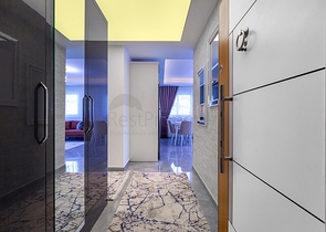 شقة غرفتين وصالة - ضمن مجمع يضم كافة الخدمات - مهموتلار/ الانيا  