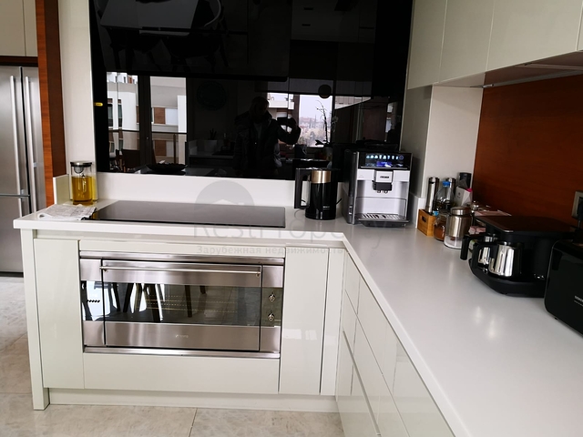 شقة 4 + 1 في مشروع فاخر في أونجالي كونيالتي