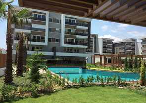 شقة 4 + 1 في مشروع فاخر في أونجالي كونيالتي