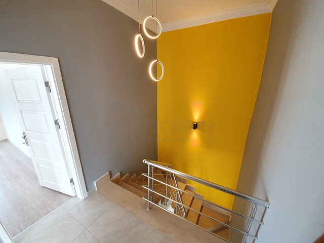 اطلالة بحر - دوبلكس عائلية  - ضمن مجمع سكني - مهموتلار /الانيا 