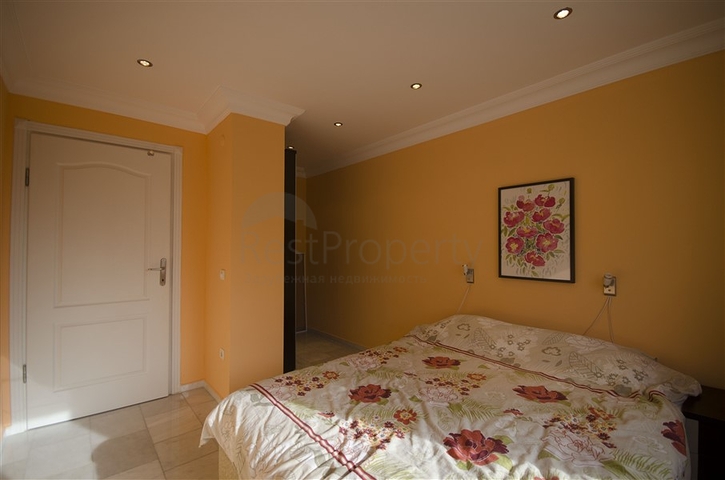 شقة عائلية واسعة - اربع غرف وصالة - في منطقة سكنية هادئة - جيكجلي / الانيا 