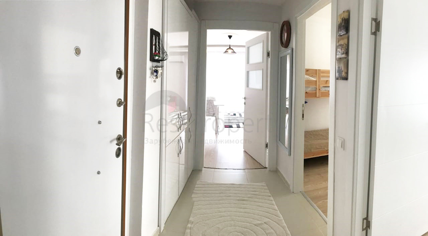 شقة من ثلاث غرف وصالة مع أثاث في ليمان كونيالتي