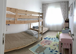 شقة من ثلاث غرف وصالة مع أثاث في ليمان كونيالتي