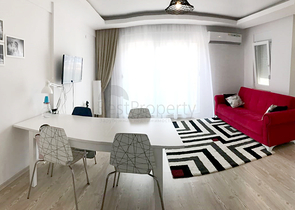 شقة من ثلاث غرف وصالة مع أثاث في ليمان كونيالتي