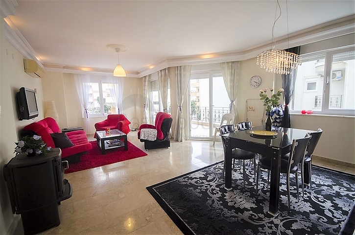 منطقة سكنية هادئة - شقة غرفتين وصالة مفروشة - في جيكجلي / الانيا 