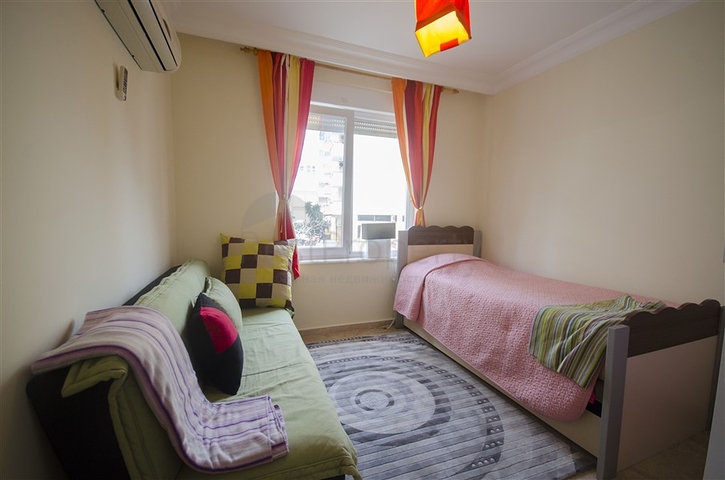 منطقة سكنية هادئة - شقة غرفتين وصالة مفروشة - في جيكجلي / الانيا 