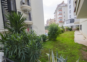 منطقة سكنية هادئة - شقة غرفتين وصالة مفروشة - في جيكجلي / الانيا 